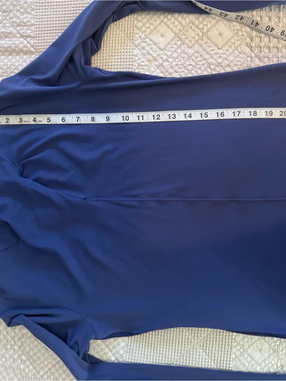 lululemon athletica sleek fabric layering